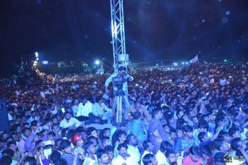 Khaidi No 150 Pre Release Event